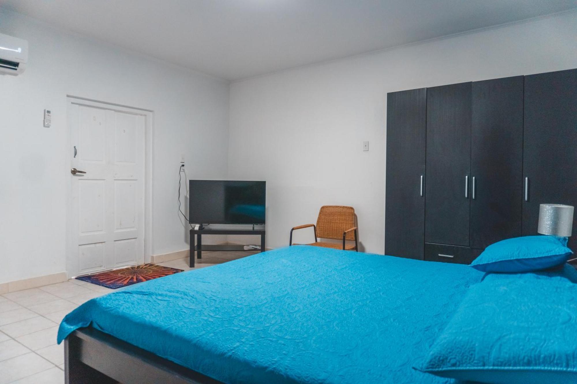 Klip Lagoon Apartsments Oranjestad Kültér fotó