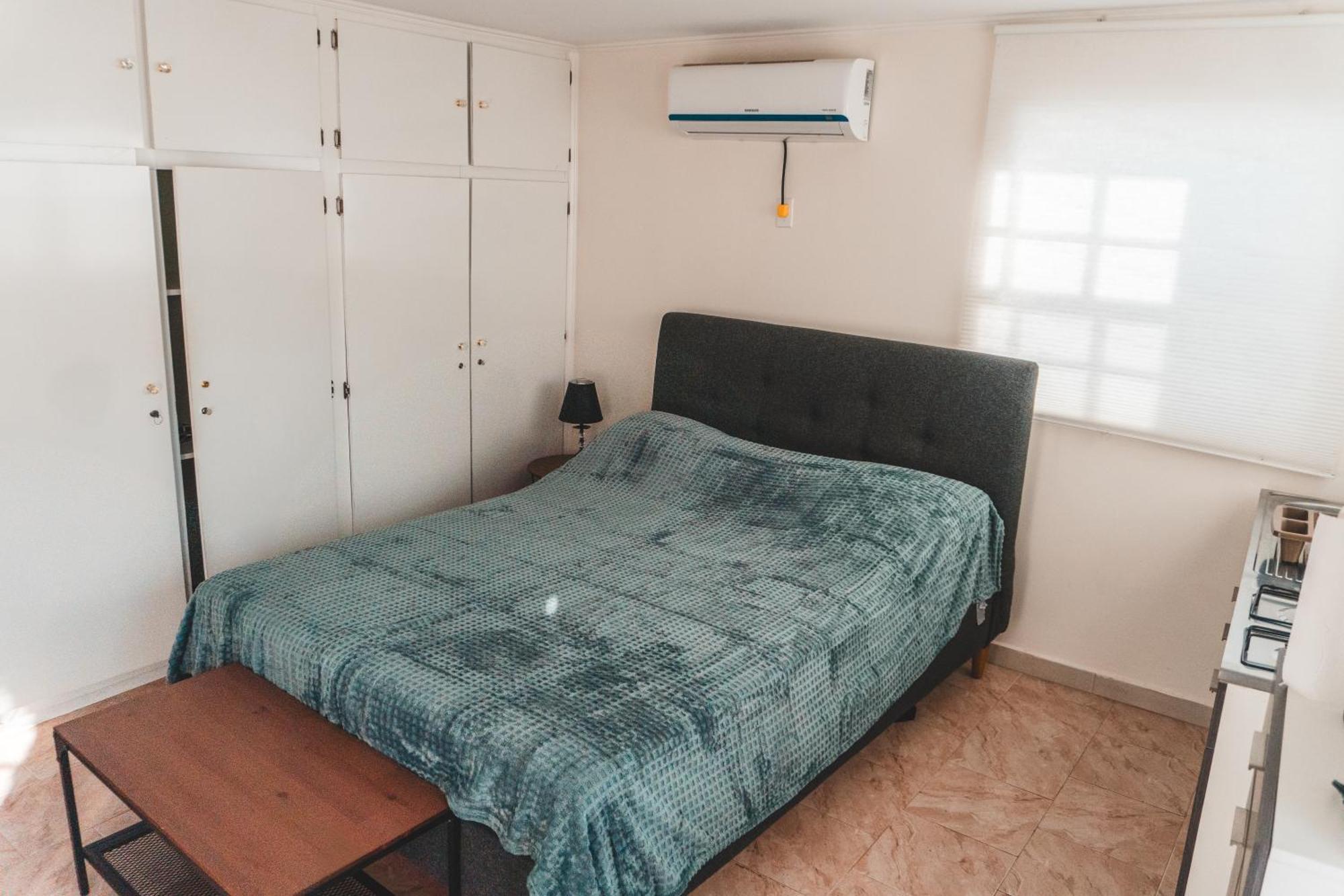 Klip Lagoon Apartsments Oranjestad Kültér fotó