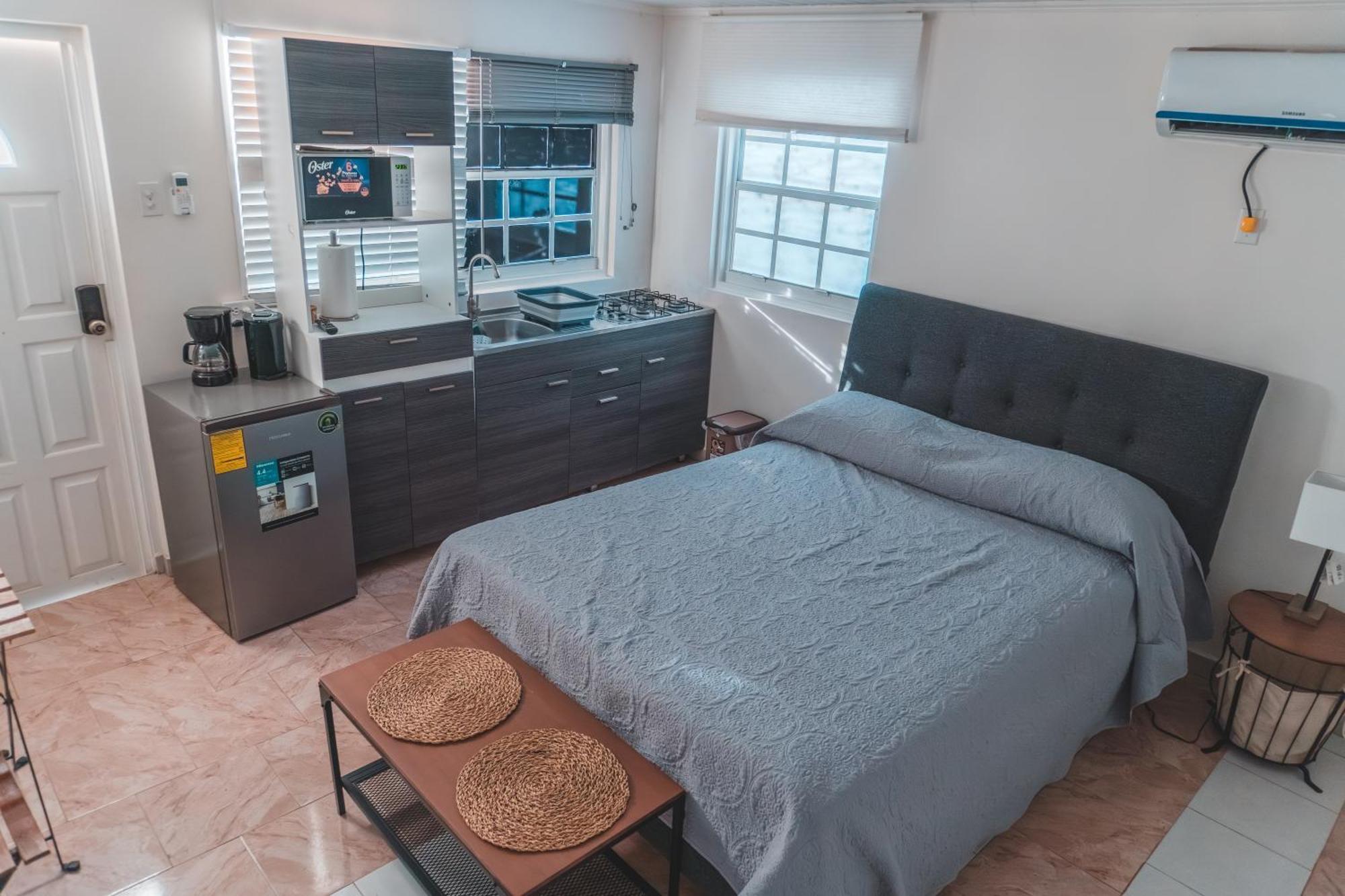 Klip Lagoon Apartsments Oranjestad Kültér fotó